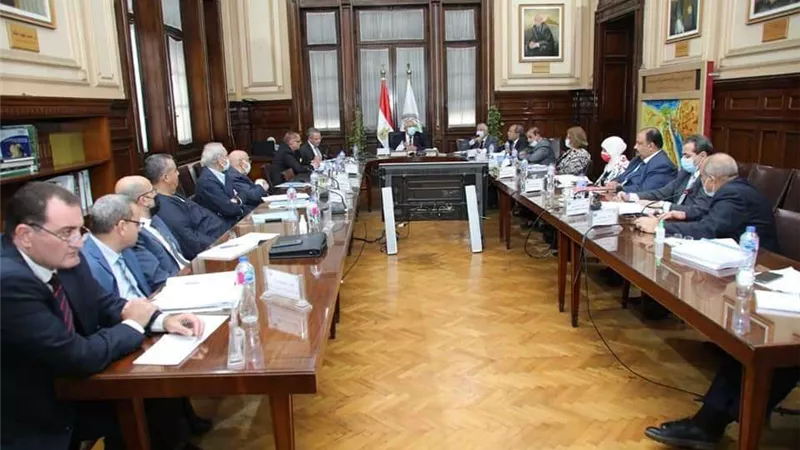 وزير الزراعة يبحث نتائج المشروعات الممولة من الجهات الدولية المانحة