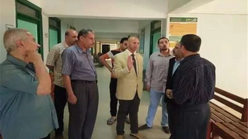 وكيل صحة الشرقية يزور مركز الحروق بمستشفي ههيا