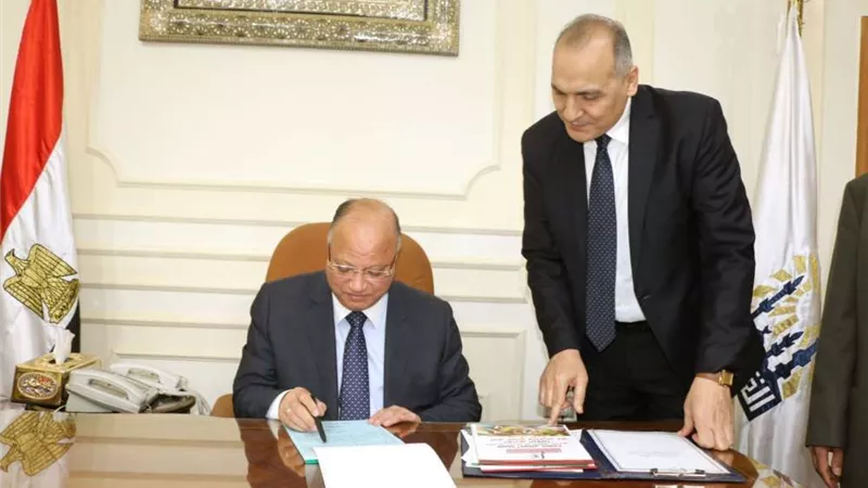 محافظ القاهرة يمنح مهلة للمستثمرين بمنطقة شق الثعبان لتقنين أوضاعهم