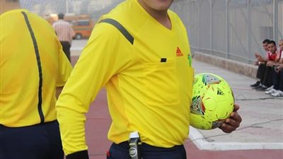 نور الدين حكمًا لمباراة المصري والاتحاد بدلاً من الغندور.. تعرف على السبب