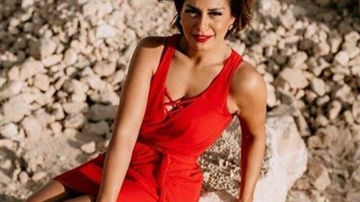 بإطلالة تخطف القلوب.. منة فضالي تبهر جمهورها