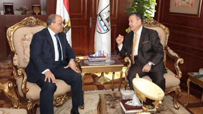 هاني عبد الجابر يستقبل وزير التنمية المحلية خلال زيارته لبني سويف