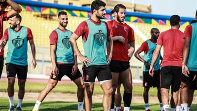 بينكيل يضع برنامج بدني لتجهيز لاعبي الأهلي لمواجهة الزمالك