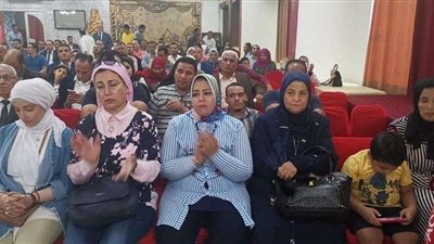 تكريم أسر شهداء الفيوم في احتفالية 