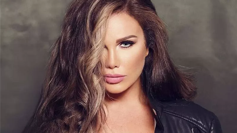 نيكول سابا تثير الجدل حول 