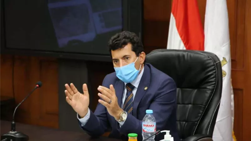 وزير الشباب والرياضة يهنئ منتخب 
