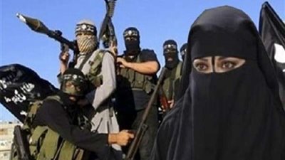 ماذا تفعل نساء داعش بمخيم 