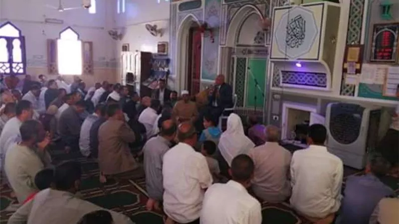 الزملوط يستجيب للأهالي ويكلف بتسوية طريق أرض الزراعيين