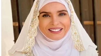 الراقصة دينا تفاجئ جمهورها في أحدث ظهور لها (صور)