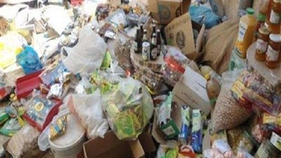 ضبط 5 طن مواد غذائية غير صالحة للاستخدام بالغربية