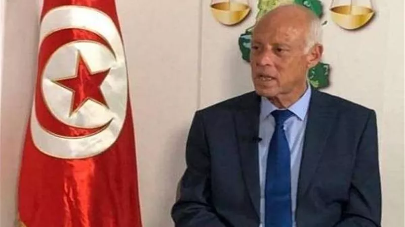 فوز قيس السعيد بالرئاسة يتصدر تويتر.. وتونسيون: حرية الشعب تنتصر