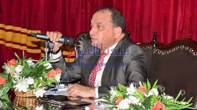 رئيس جامعة بني سويف يعلن ترقية 1500 موظفًا و يوجه بسرعة تطبيق الحد الأدنى