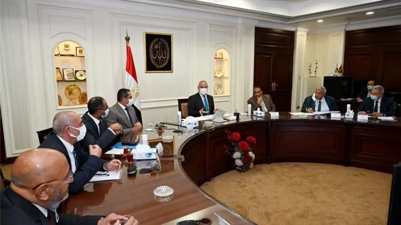 بالصور |‫ وزير الإسكان يتابع الموقف التنفيذي لمشروعات المبادرة الرئاسية 