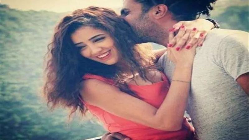 بصحبة زوجها.. مي عمر تخطف قلوب جمهورها في أحدث ظهور لها