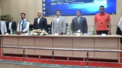 تفاصيل اجتماع وزير الشباب والرياضة بشباب مطروح