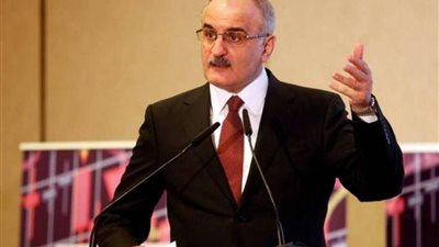 وزير المالية اللبناني يصدر قرارا ناريا.. تعرف على التفاصيل