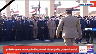 مهاب مميش: المشير طنطاوي حمد الله بسبب تولي الرئيس السيسي وزارة الدفاع بعد عزله