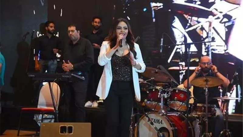 بالفيديو.. الفنانة ياسمين نيازي تشعل حفل جامعة عين شمس