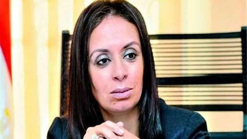قومى المرأة يحذر من استخدام الأطفال مواقع التواصل الاجتماعي