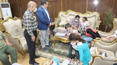 محافظ المنوفية : لحوم ومواد غذائية و شنط مدرسية للأسر الأولي بالرعاية