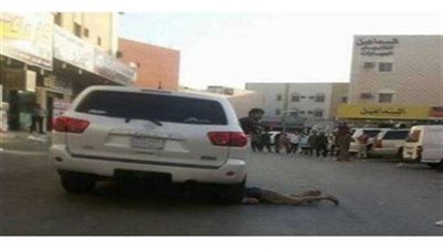 شاهد.. دهس عامل بـ