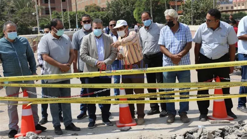 محافظ المنوفية : يناقش الموقف التنفيذي لخطة رصف الطرق المنتهية بـ أشمون والشهداء