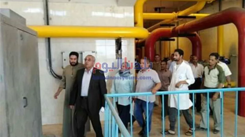 رئيس مدينة ملوي بالمنيا يتابع مستوى عدد من الخدمات بقرية إبشادات