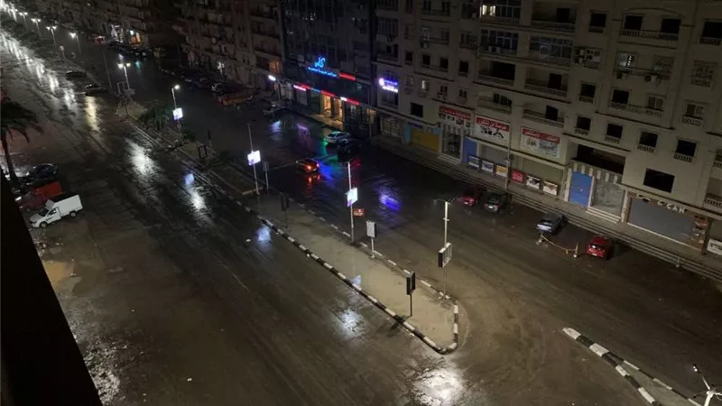 هطول أمطار غزيرة على محافظة الغربية صباح اليوم