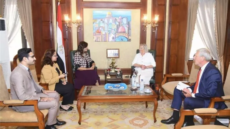 وزيرة الهجرة تعقد اجتماعًا تشاوريًا مع نظيرتها الهولندية خلال زيارتها الرسمية إلى مصر