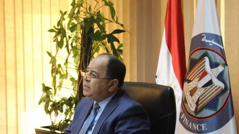 وزير المالية يوضح.. لماذا لا يفضل ان يكون الإنفاق بنفس قدر الإيرادات؟
