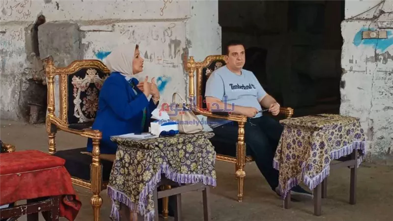 رئيس شركة مصر لحليج الأقطان اثناء مناقشة مصير عمال دمنهور.. لن يضار أحد