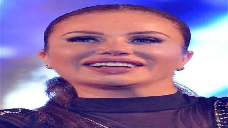 نيكول سابا تشغل السويشال ميديا بـ
