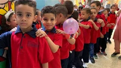 التعليم تحسم الجدل مرة ثانية بشأن تأجيل الدراسة وإلغاء الحضور