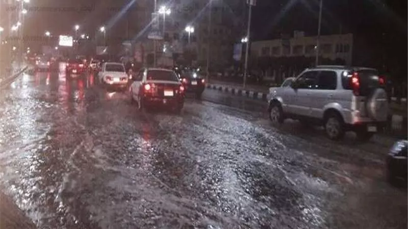 محمد الباز يطالب بتشكيل لجنة للتحقيق في أضرار الأمطار