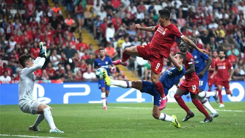 بث مباشر.. مباراة ليفربول وتوتنهام بالدوري الإنجليزي