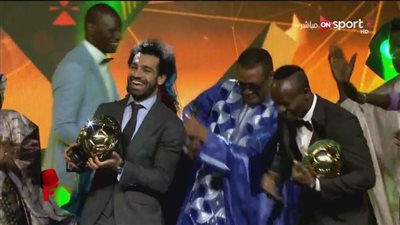 صلاح ينافس 