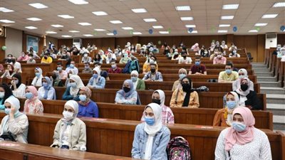 الخشت: انتظام الدراسة بكليات جامعة القاهرة من اليوم الأول
