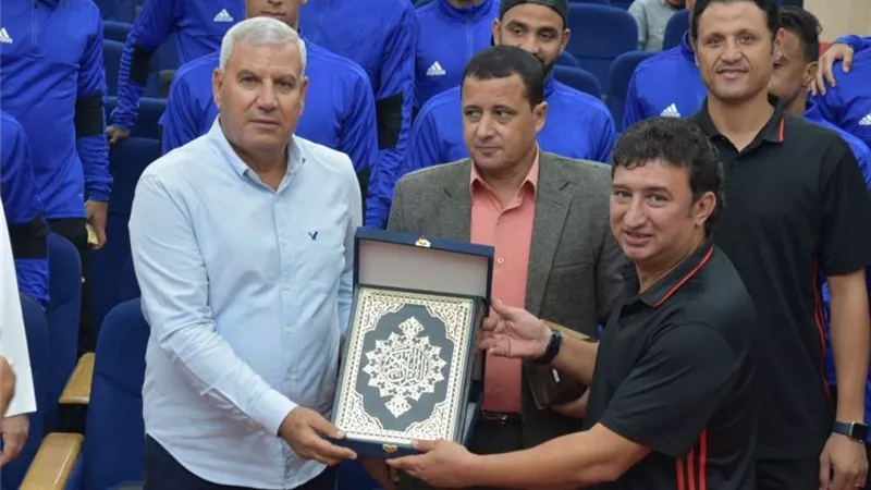 محافظ مطروح يلتقي مجلس إدارة ولاعبي الرجاء