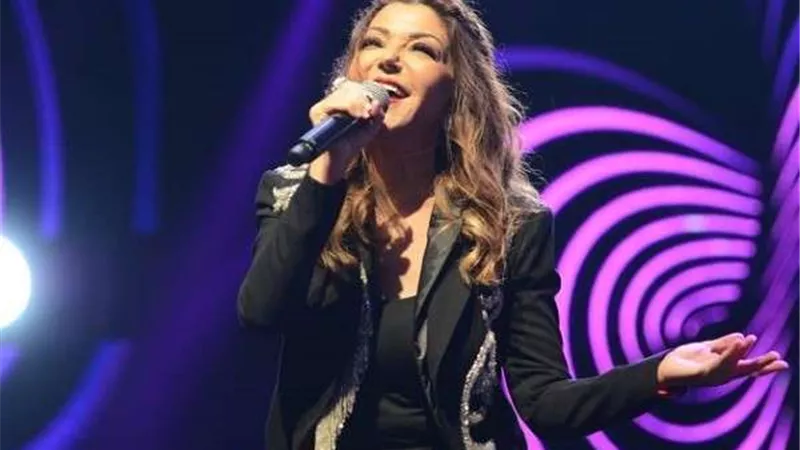 على طريقتها الخاصة.. سميرة سعيد تهنئ محمد الشرنوبي على 