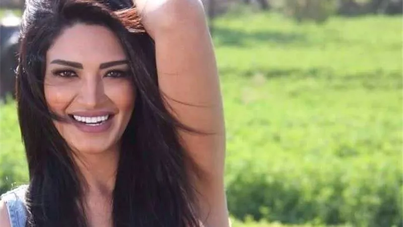 شاهد.. سالي عبد السلام تكشف تفاصيل مرضها السري