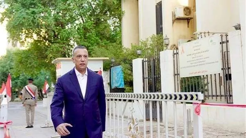 رئيس الوزراء العراقي يدلى بصوته فى الانتخابات البرلمانية.. صور