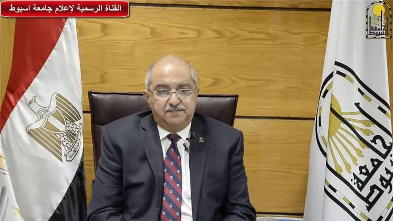 جامعة أسيوط توافق على زيادة أعداد الطلاب الملتحقين بالتربية العسكرية