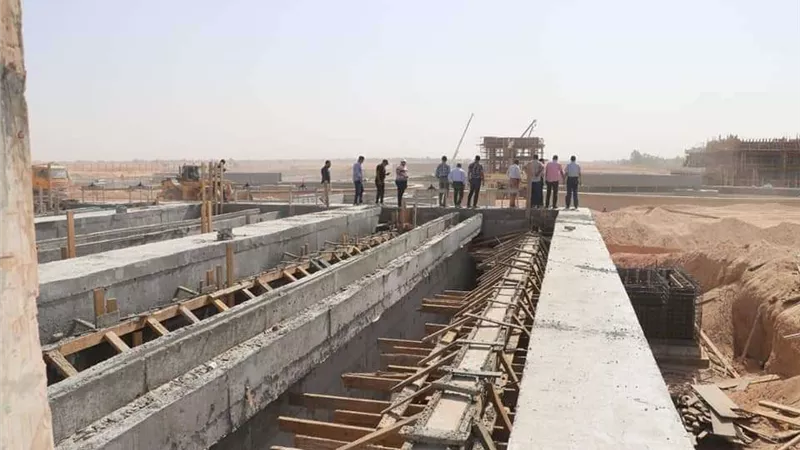 وزير الإسكان يتابع الموقف التنفيذي لمشروع توسعات محطة معالجة الصرف الصحي