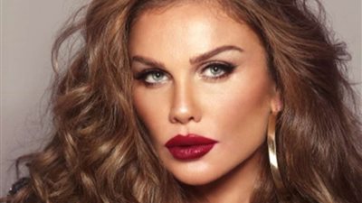 نيكول سابا ترفض عرض صورة نجلتها مع أمير كرارة لهذا السبب