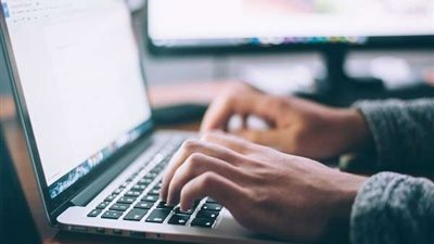أحمد فاروق يوضح كيفية عمل CV احترافي لضمان الوظيفة