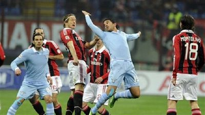 ميلان يتحدى لاتسيو في لقاء ناري بالدوري الإيطالي