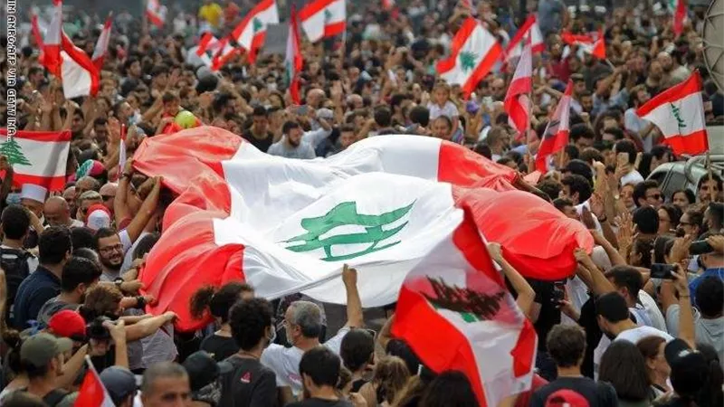 استقالة الحريري.. تهديد لإيران وترسم حدودًا جديدة بين لبنان وحزب الله