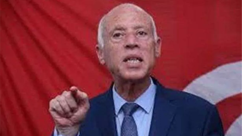 قيس سعيد: تونس كانت على وشك الوقوع  لولا التدابير الاستثنائية