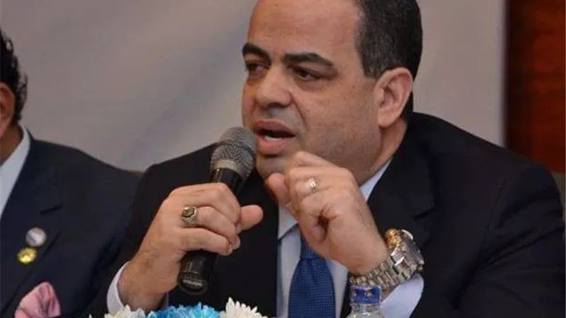 عصام هلال: الدولة استطاعت توفير حياة كريمة لسكان العشوائيات والمناطق غير الآمنة في وقت قياسي