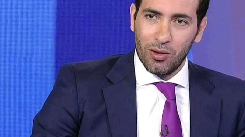 تفاصيل انسحاب أبو تريكه من الاستوديو التحليلي والسبب 
